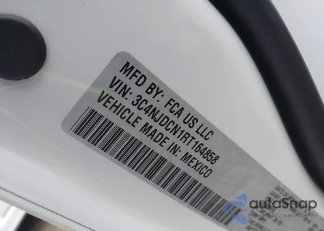 2024 Jeep Compass Limited 4X4 z USA, uszkodzony, nr VIN 3C4NJDCN1RT164858